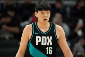 半岛体育APP-杨瀚森首节出战4分钟，投篮1投0中得到0分1篮板0助攻