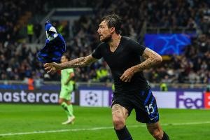 半岛体育-记者：利雅得新月放弃阿切尔比，因为他年龄太大