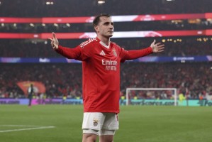 罗马诺：费内巴切对签下阿克图尔科格鲁仍保持信心