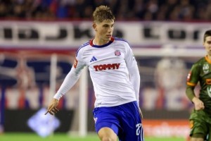 半岛体育APP-迪马：国米准备提高对姆拉契奇的报价，哈伊杜克要600万欧